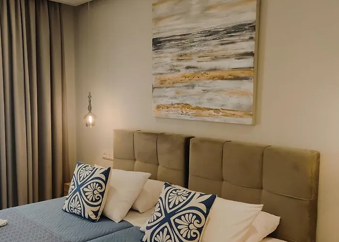 Pelagia Apartment By Kormaris